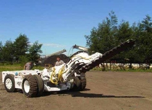 Shuttle-car